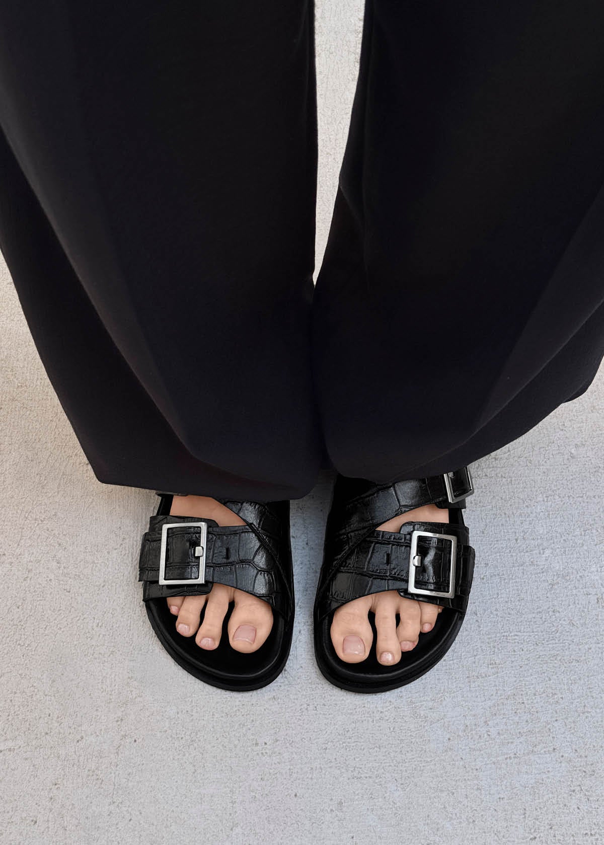 Alba Alli Black Leather Sandals - Image 2