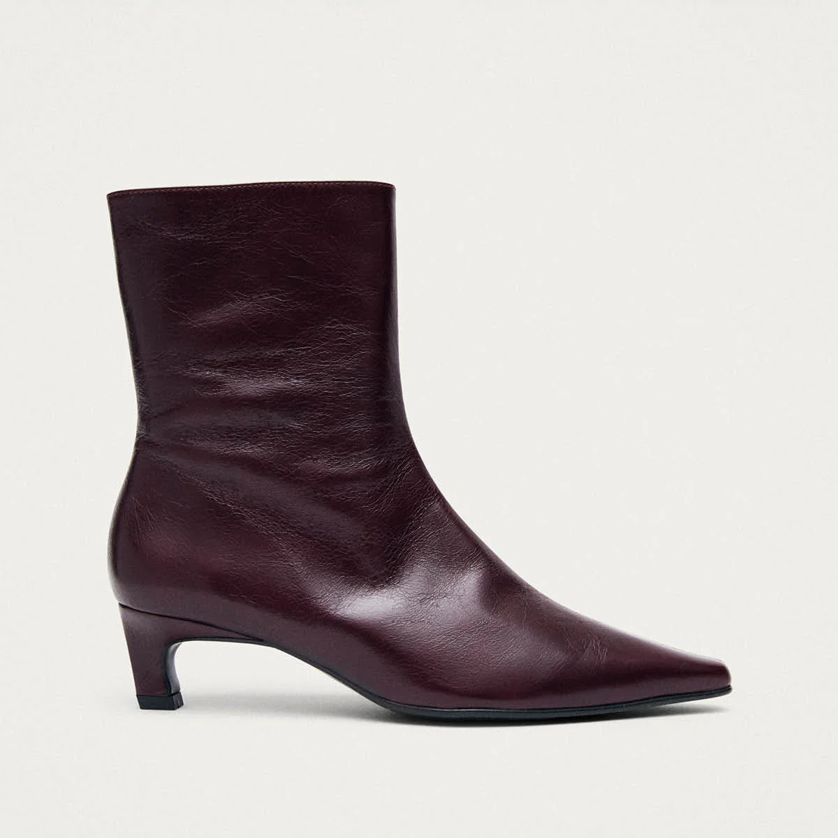 Ambar Rift Burgundy Leather Ankle Boots - Image 3