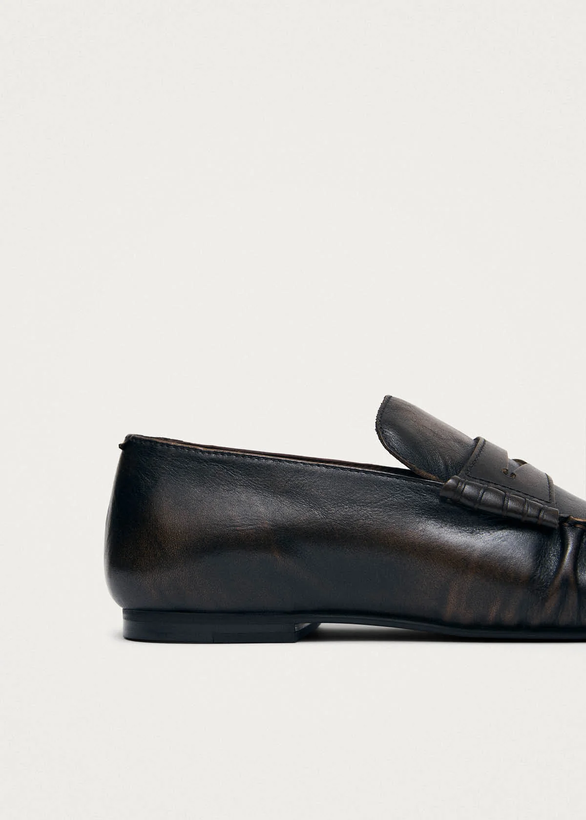 Aven Vintage Effect Brown Leather Loafers - Image 8