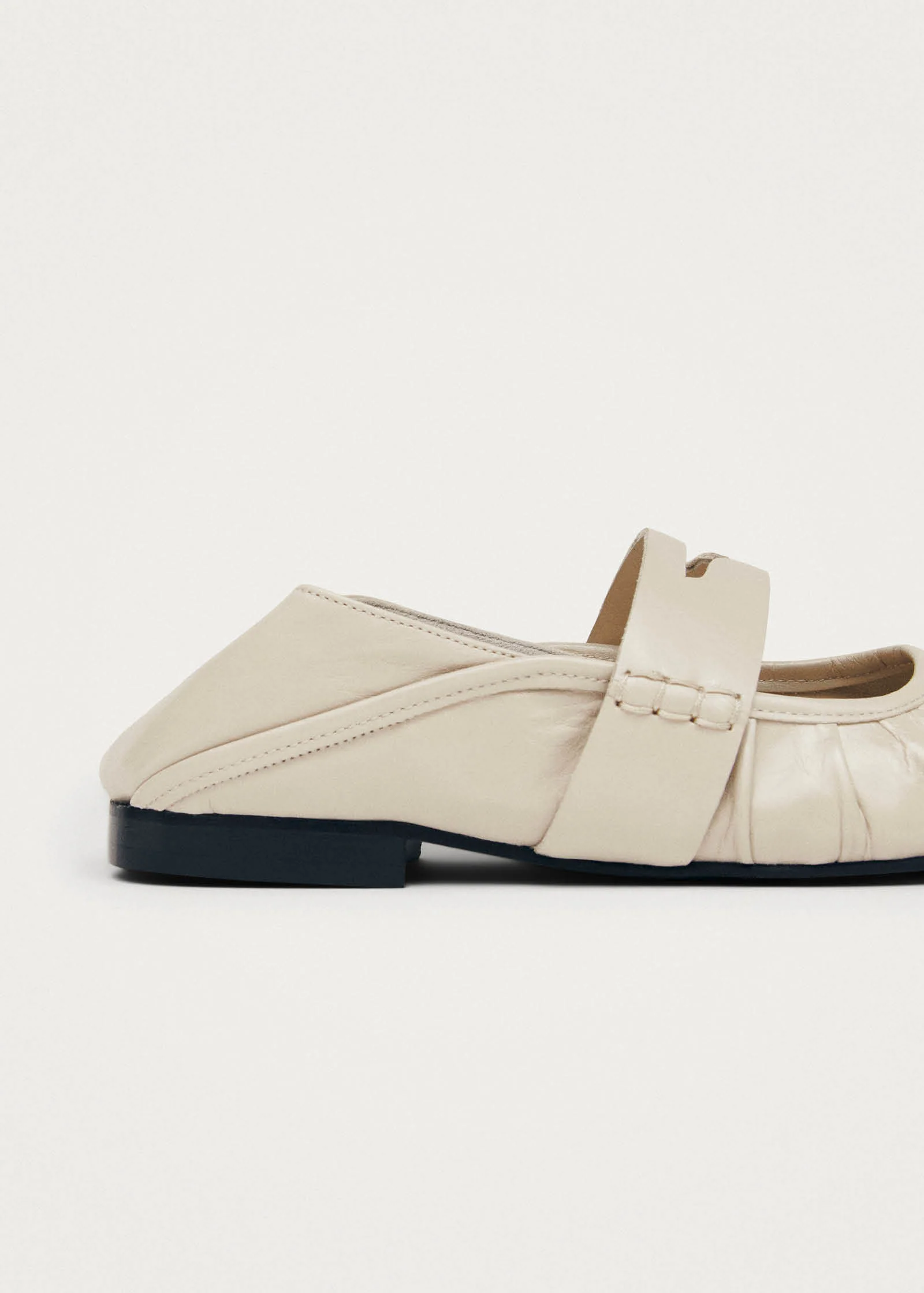 Bargo Cream Leather Ballet Flats - Image 7