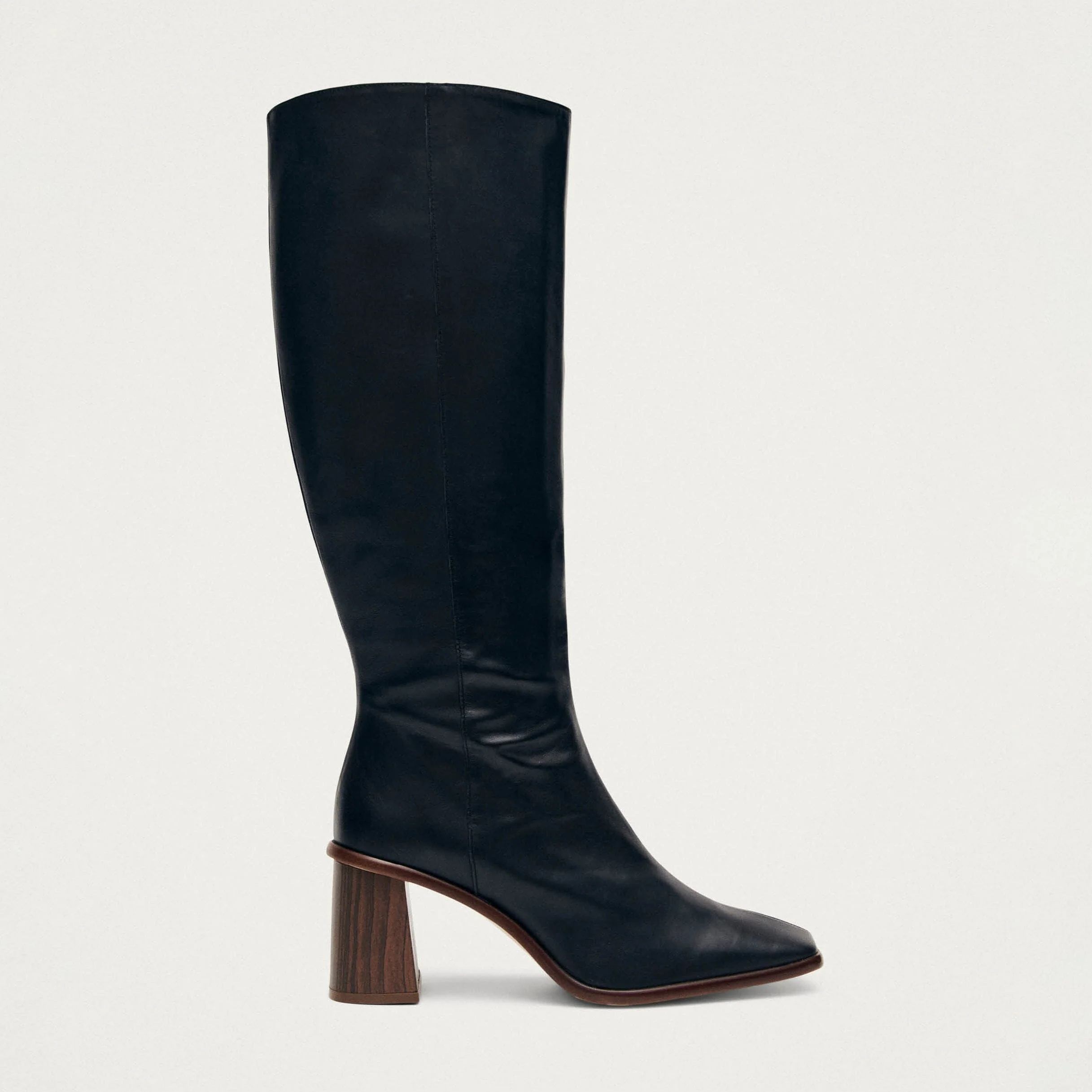 East Black Leather Boots - Image 3