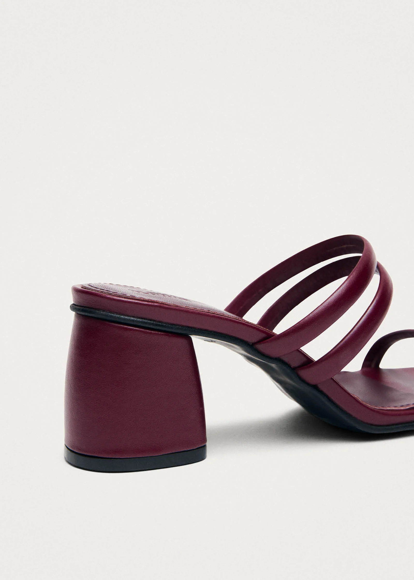 Indiana Bare Burgundy Leather Sandals - Image 8