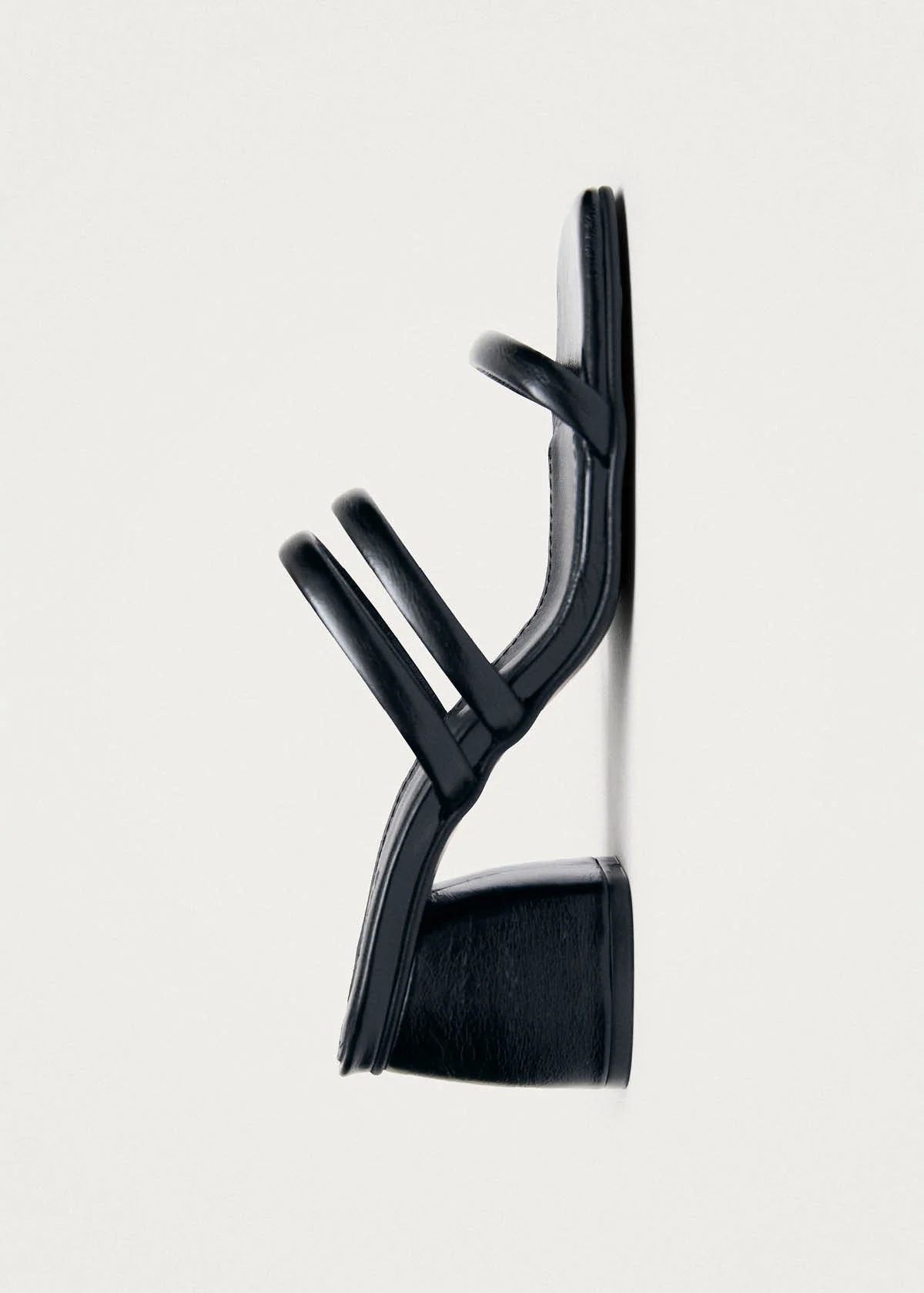 Indiana Rift Black Leather Sandals - Image 4