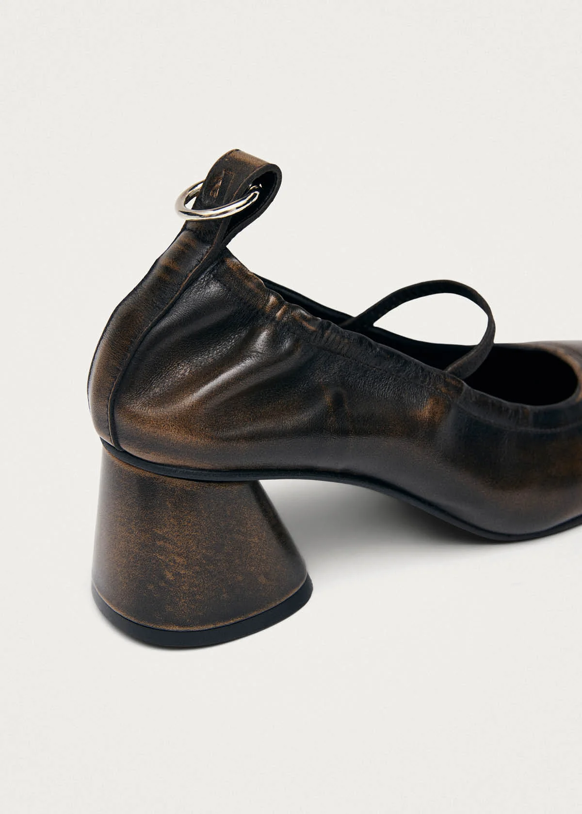 Rhiane Vintage Effect Brown Leather Pumps - Image 7
