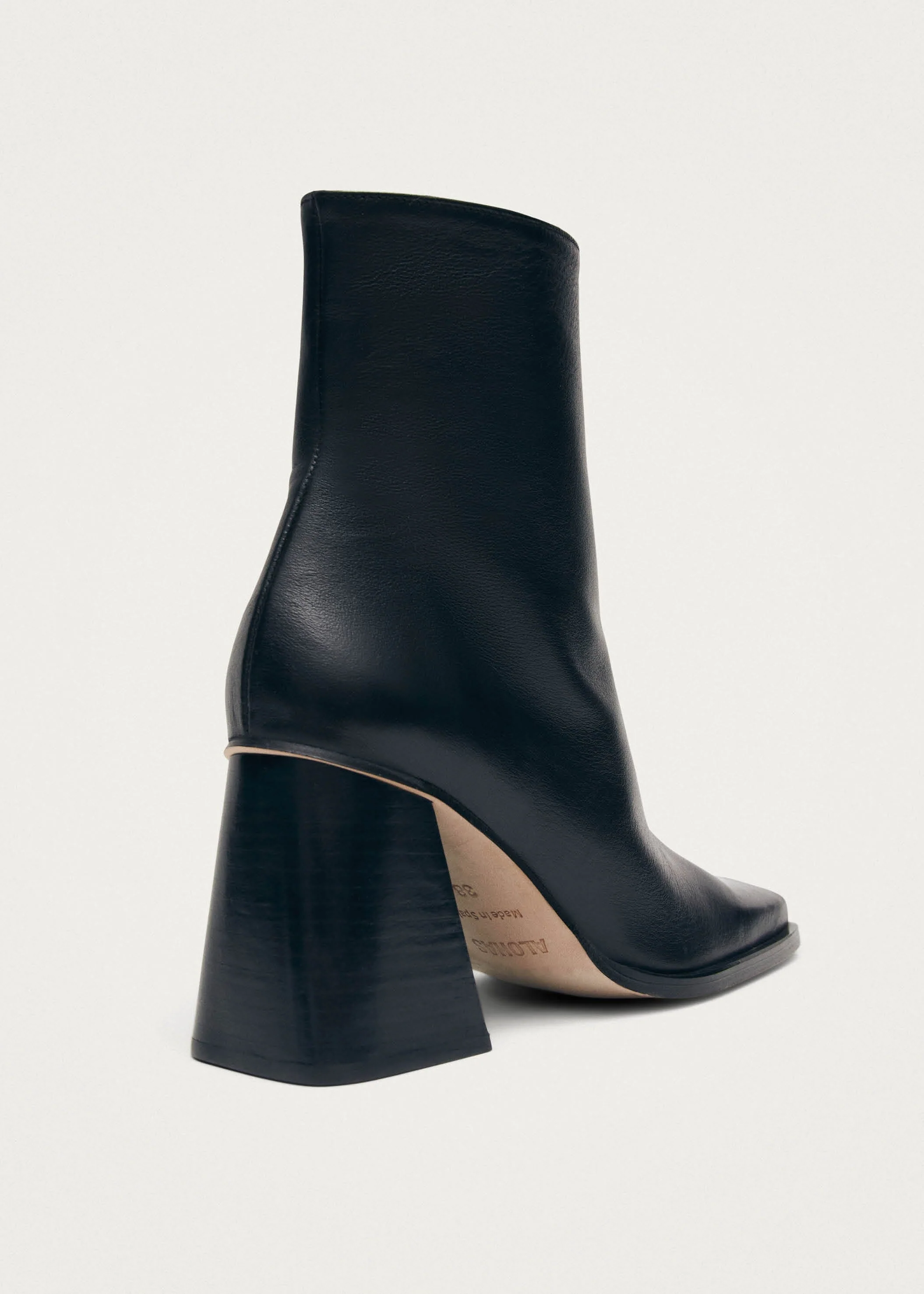 South Black Leather Ankle Boots - Image 5